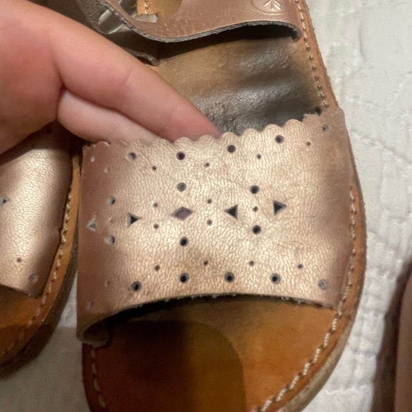 Freshly picked size 11 sandals - Picture 2 of 7